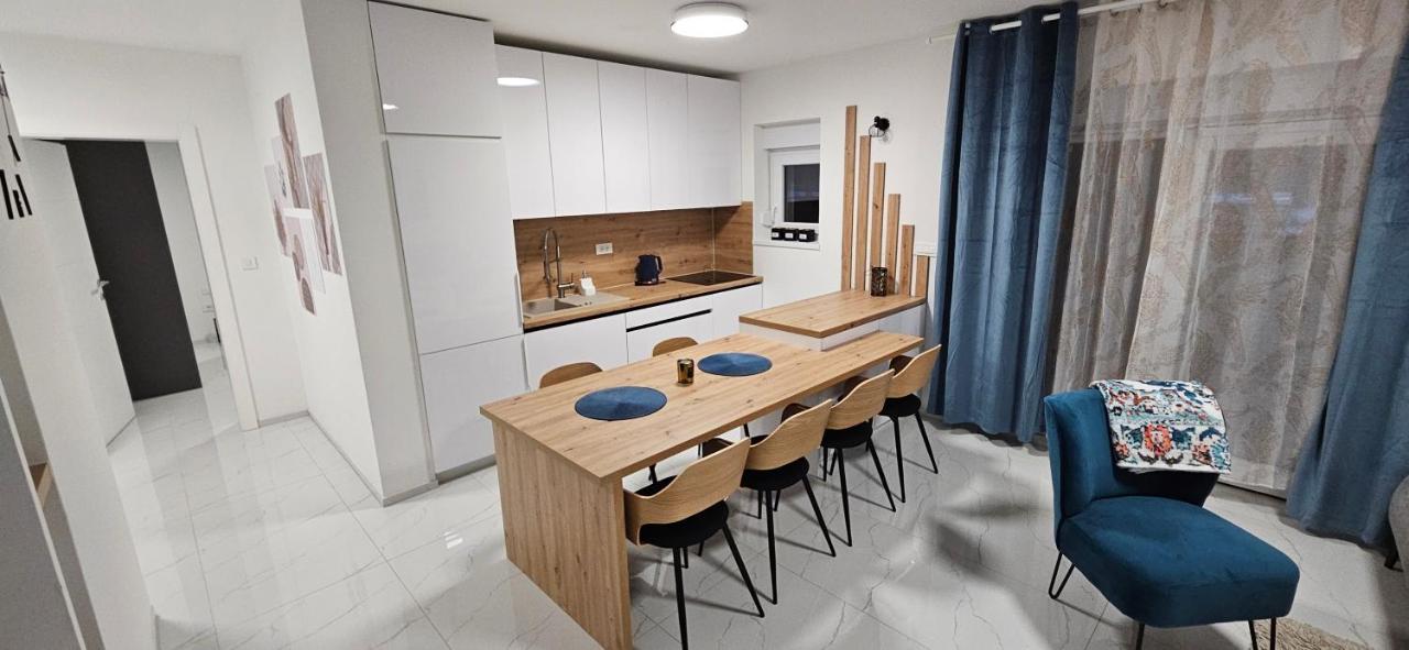 Superior Apartment Lisinski - Private Parking - 2 & 3 Bedroom Zagreb Ngoại thất bức ảnh