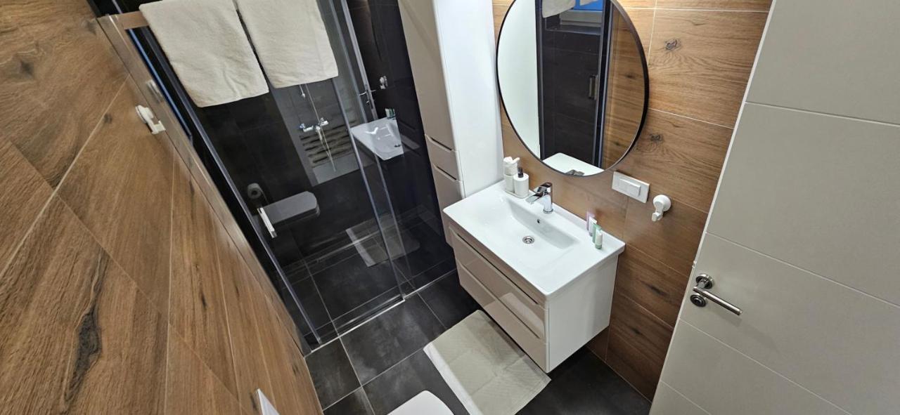 Superior Apartment Lisinski - Private Parking - 2 & 3 Bedroom Zagreb Ngoại thất bức ảnh